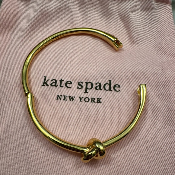 Kate Spade Outlet Sailor’s Knot Hinge Bangle - Picture 6 of 6